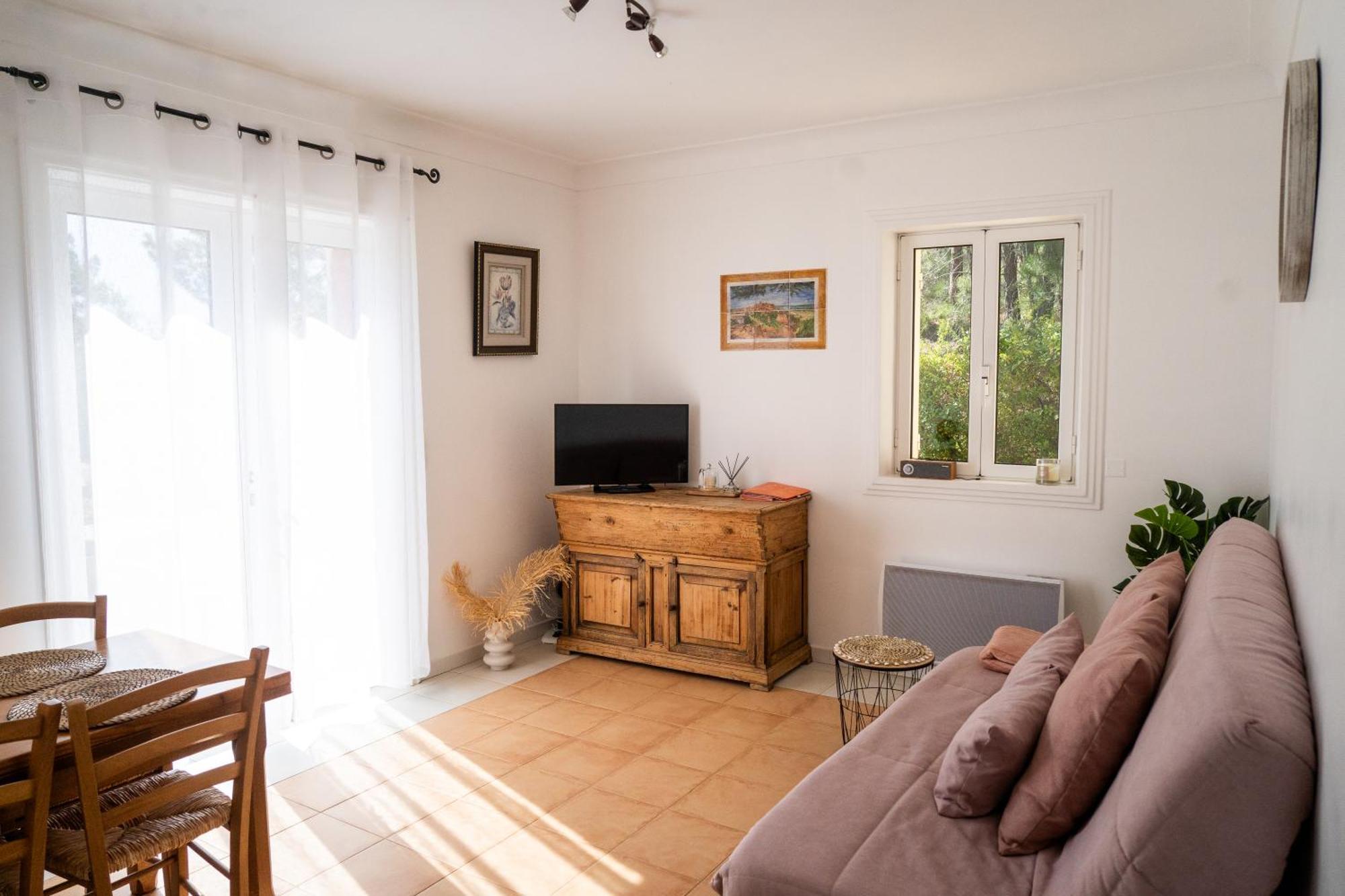 Ferienwohnung O Coeur Des Ocres Roussillon en Isere Exterior foto